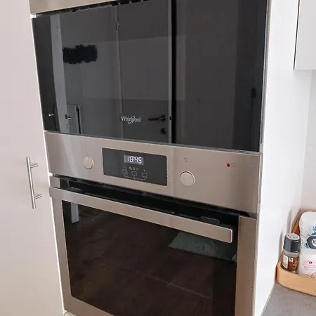 Louisa Met Prachtig Zeezicht Ostende