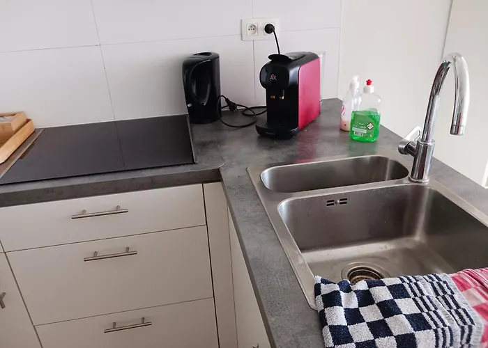 Louisa Met Prachtig Zeezicht